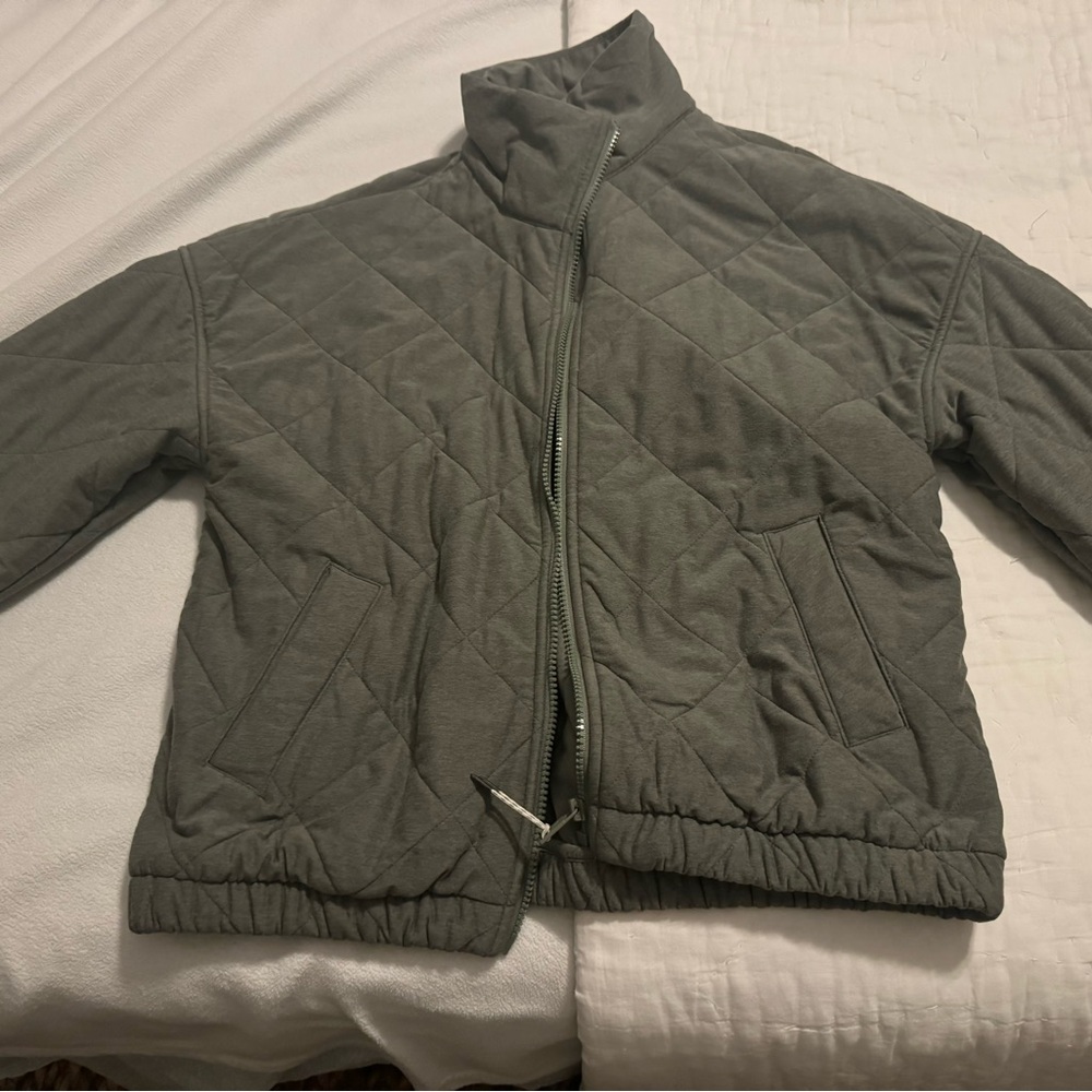 Vuori Halo Insulated Jacket